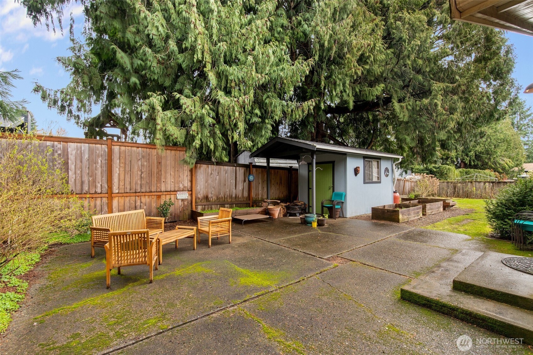 8924 Northeast 191st Place Bothell, WA 98011 - Photo 31 of 37