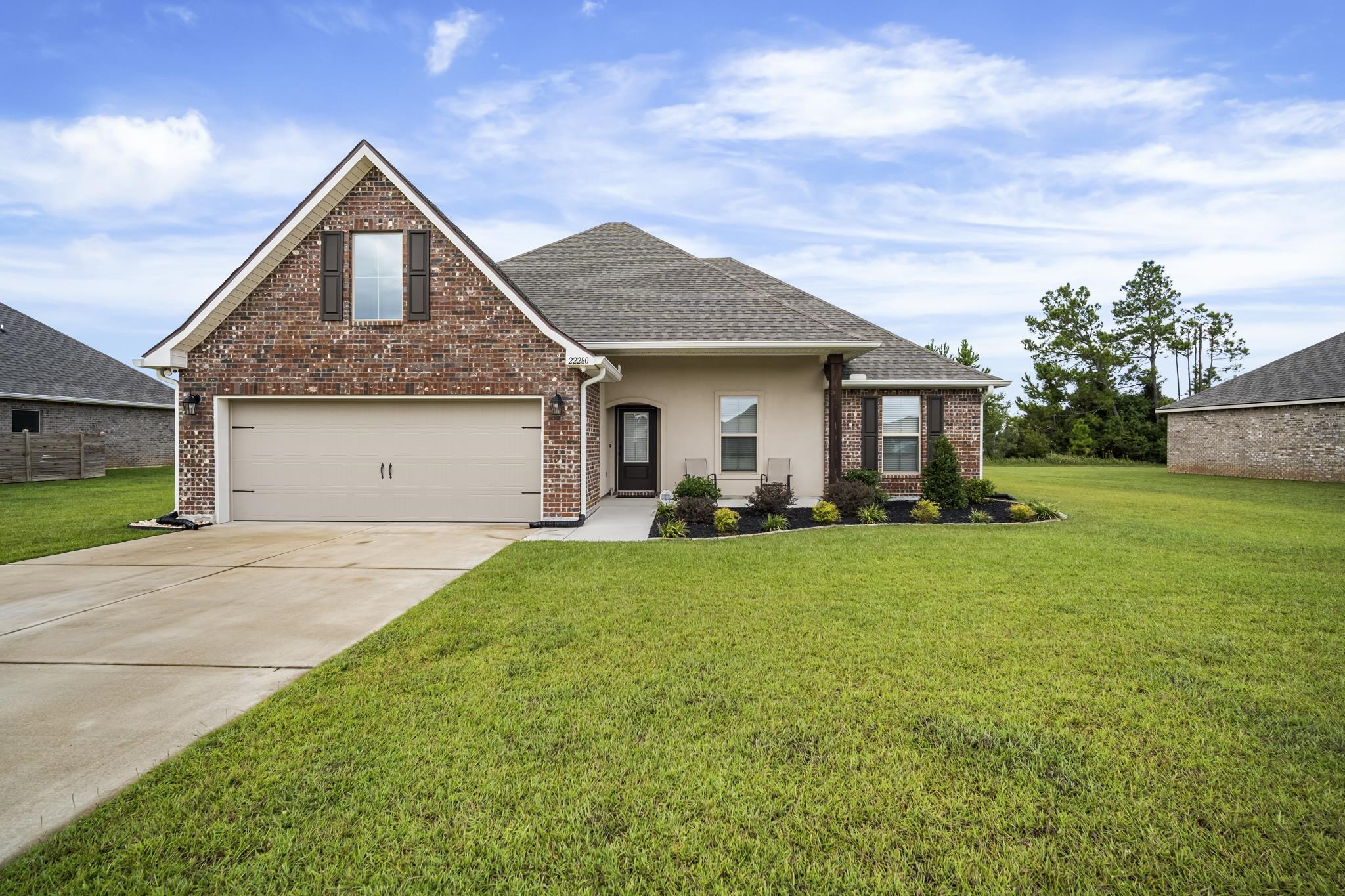 22280 Hibiscus Circle Foley, AL 36535 - Photo 1 of 8 Front Of Structure