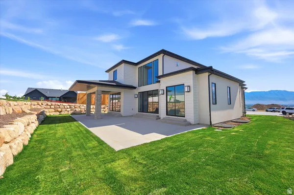 $1,400,000 | 353 North Barlow Court, Saratoga Springs, UT 84045