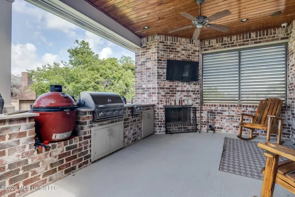 $769,000 | 391 Fly-Away Court, Biloxi, MS 39531