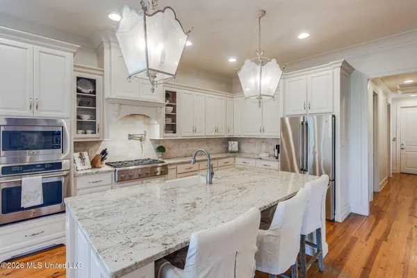 $769,000 | 391 Fly-Away Court, Biloxi, MS 39531