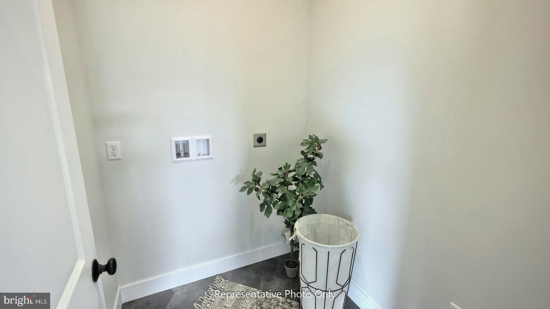 77 Tupelo Street Lititz, PA 17543 - Photo 11 of 36