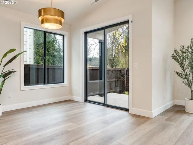 $749,900 | 11006 Northeast 54th Avenue, Vancouver, WA 98686