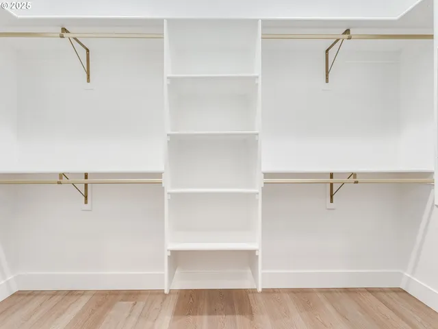 $749,900 | 11006 Northeast 54th Avenue, Vancouver, WA 98686