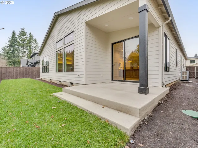 $749,900 | 11006 Northeast 54th Avenue, Vancouver, WA 98686