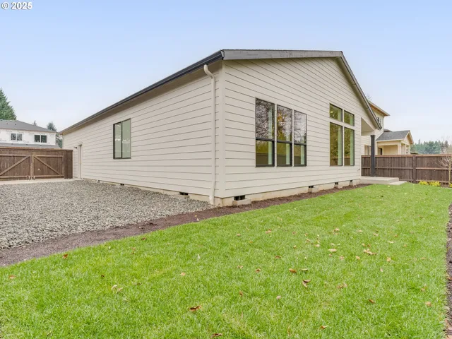 $749,900 | 11006 Northeast 54th Avenue, Vancouver, WA 98686