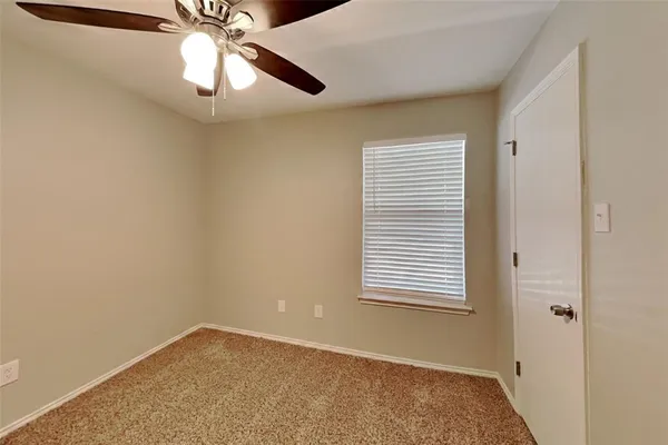 $2,000 | 521 Hollyberry Drive, Mansfield, TX 76063