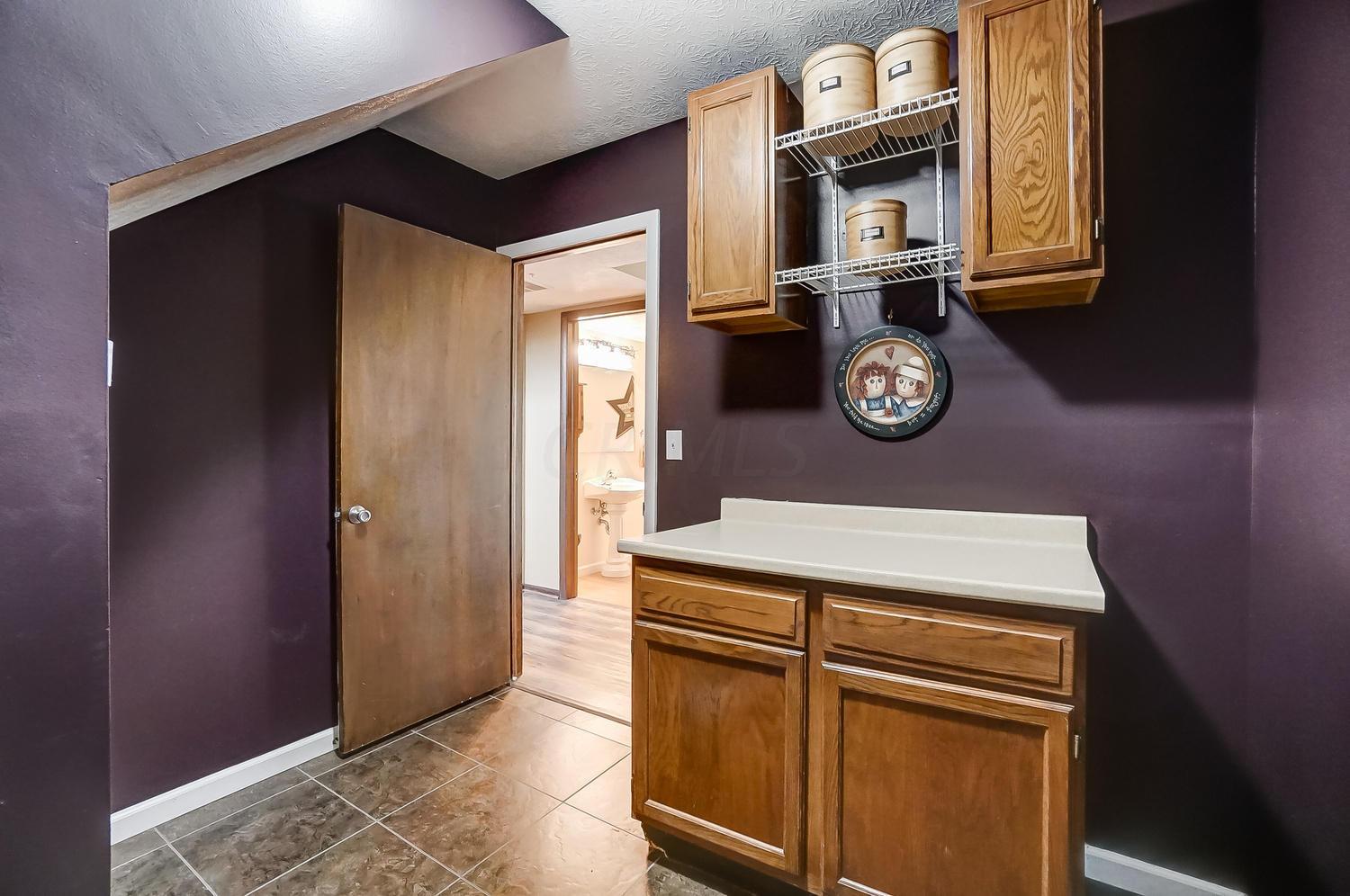 986 Hickory Road Heath, OH 43056 - Photo 23 of 32