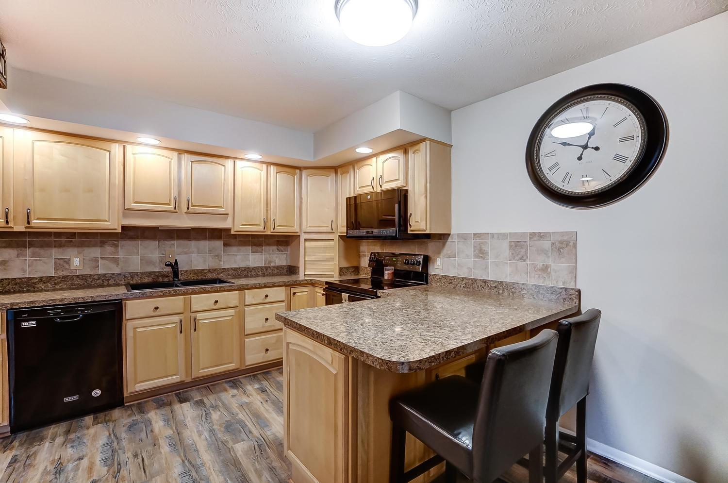 986 Hickory Road Heath, OH 43056 - Photo 6 of 32
