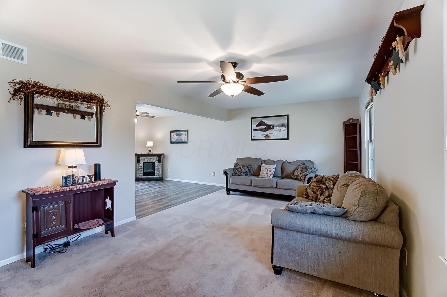 986 Hickory Road Heath, OH 43056 - Photo 7 of 32