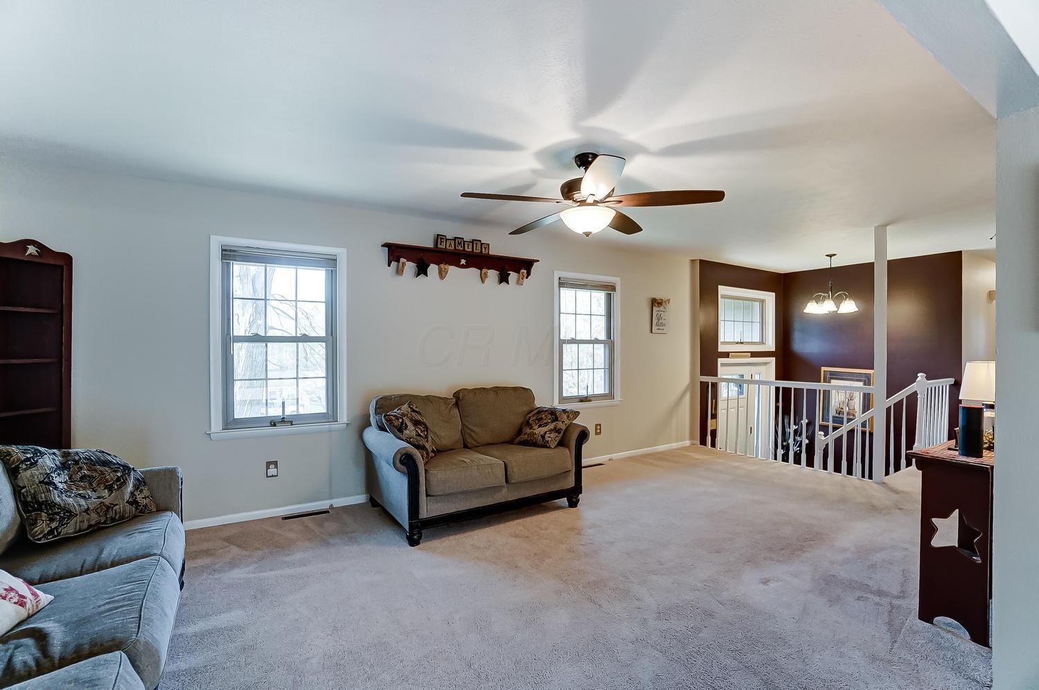 986 Hickory Road Heath, OH 43056 - Photo 8 of 32