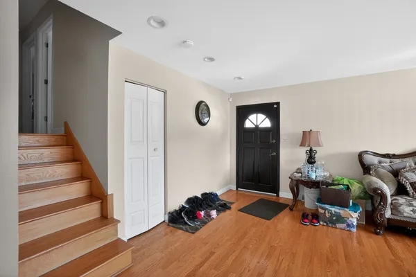 $365,000 | 540 North Michigan Avenue, Villa Park, IL 60181