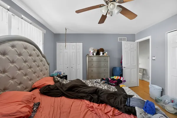 $365,000 | 540 North Michigan Avenue, Villa Park, IL 60181