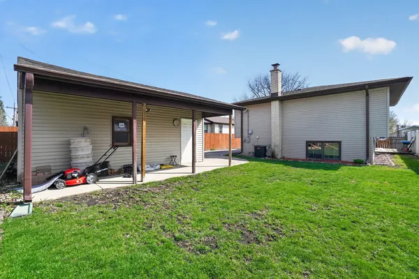 $365,000 | 540 North Michigan Avenue, Villa Park, IL 60181