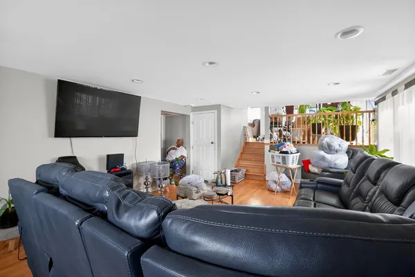 $365,000 | 540 North Michigan Avenue, Villa Park, IL 60181