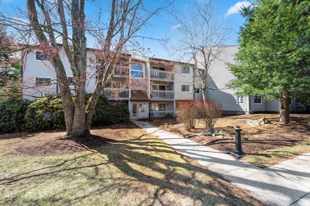 2602 Franklin Crossing Road, Unit 2602 Franklin, MA 02038 - Photo 1 of 28 Gallery Image 1