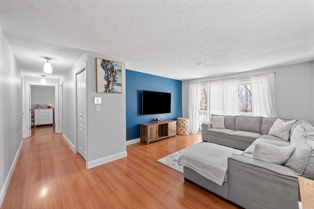 2602 Franklin Crossing Road, Unit 2602 Franklin, MA 02038 - Photo 3 of 28 Gallery Image 3