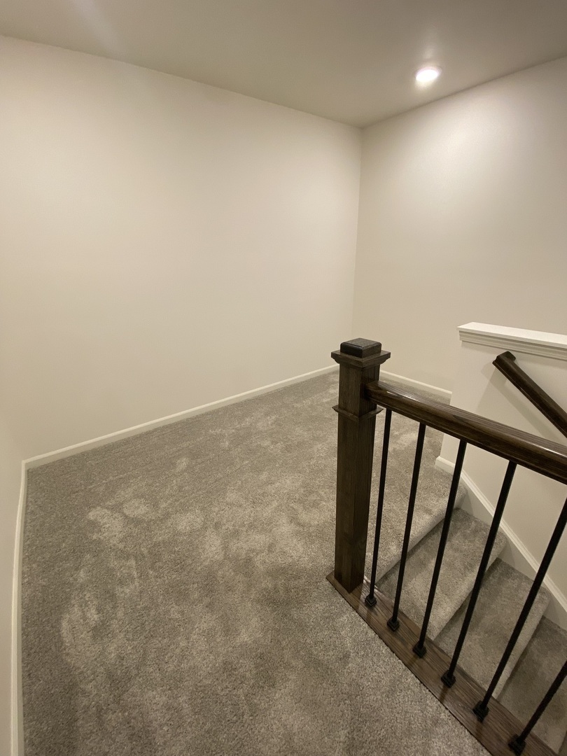 1208 Draper Road McHenry, IL 60050 - Photo 15 of 22 a view of a hallway