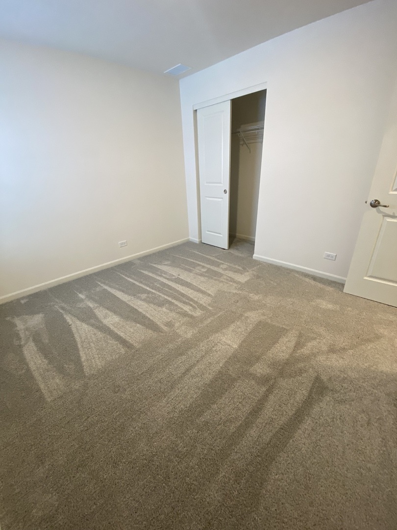 1208 Draper Road McHenry, IL 60050 - Photo 16 of 22 a view of an empty room