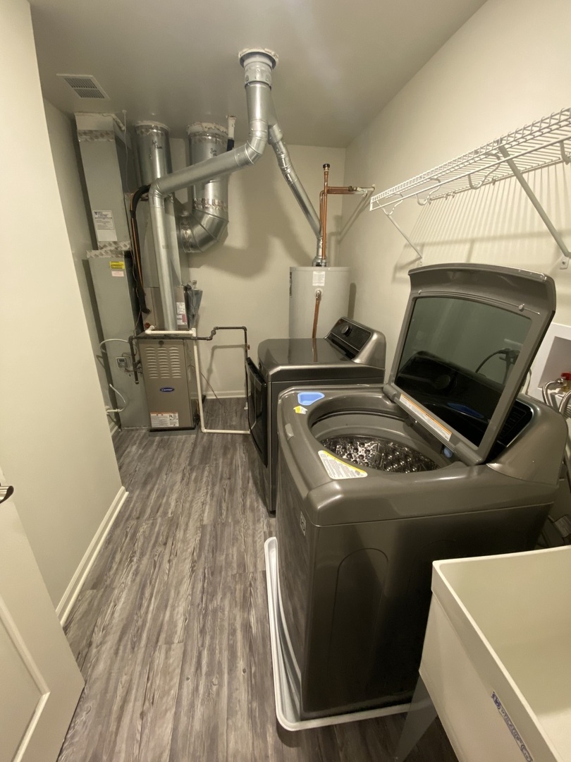 1208 Draper Road McHenry, IL 60050 - Photo 10 of 22 a view of utility room