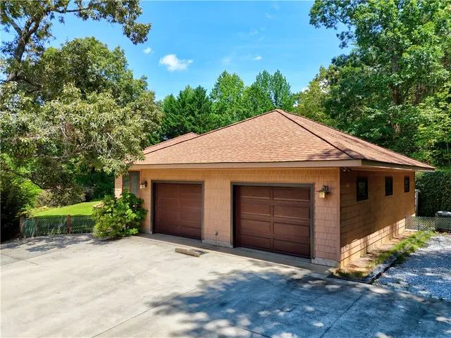 $500,000 | 113 Wandering Way, Pickens, SC 29671