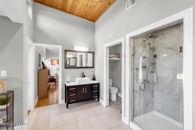 $650,000 | 5084 Firetower Road, Kiln, MS 39556