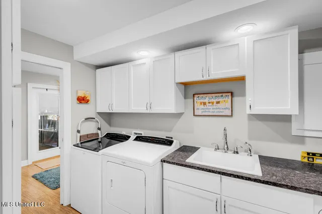 $650,000 | 5084 Firetower Road, Kiln, MS 39556