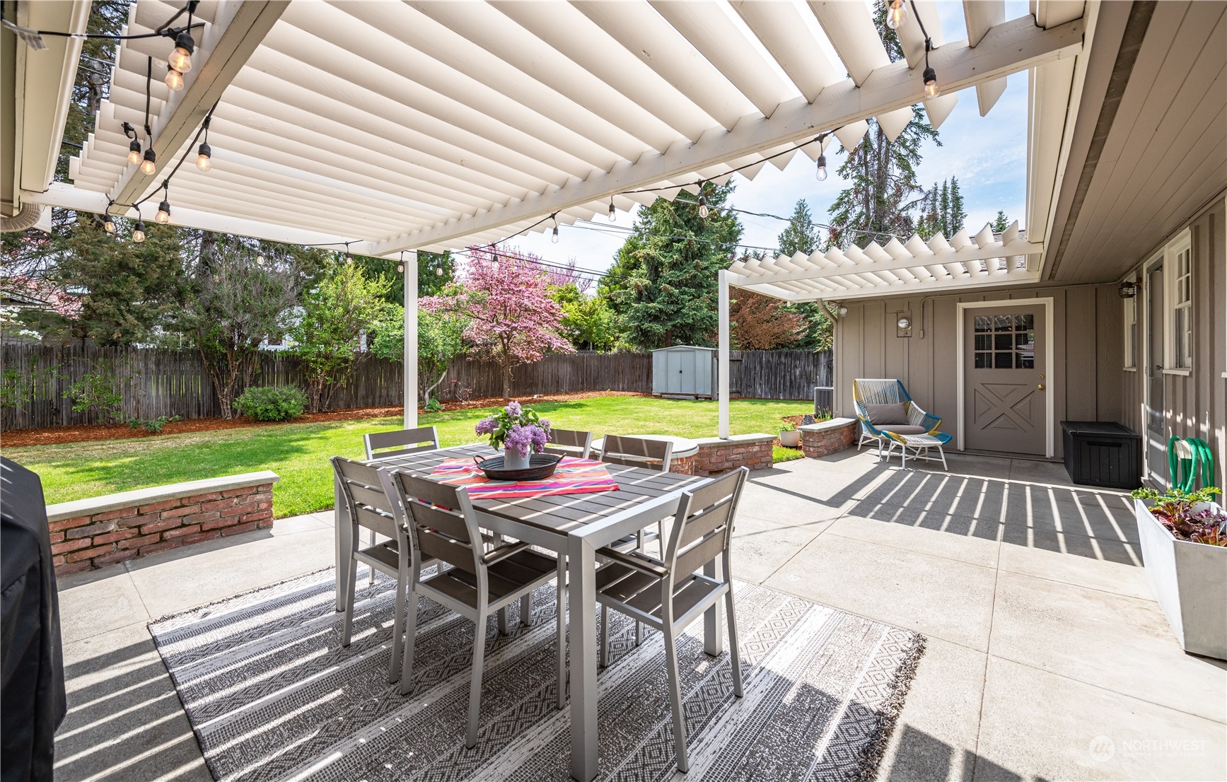 1405 First Street Wenatchee, WA 98801 - Photo 37 of 40 a view of yard with patio
