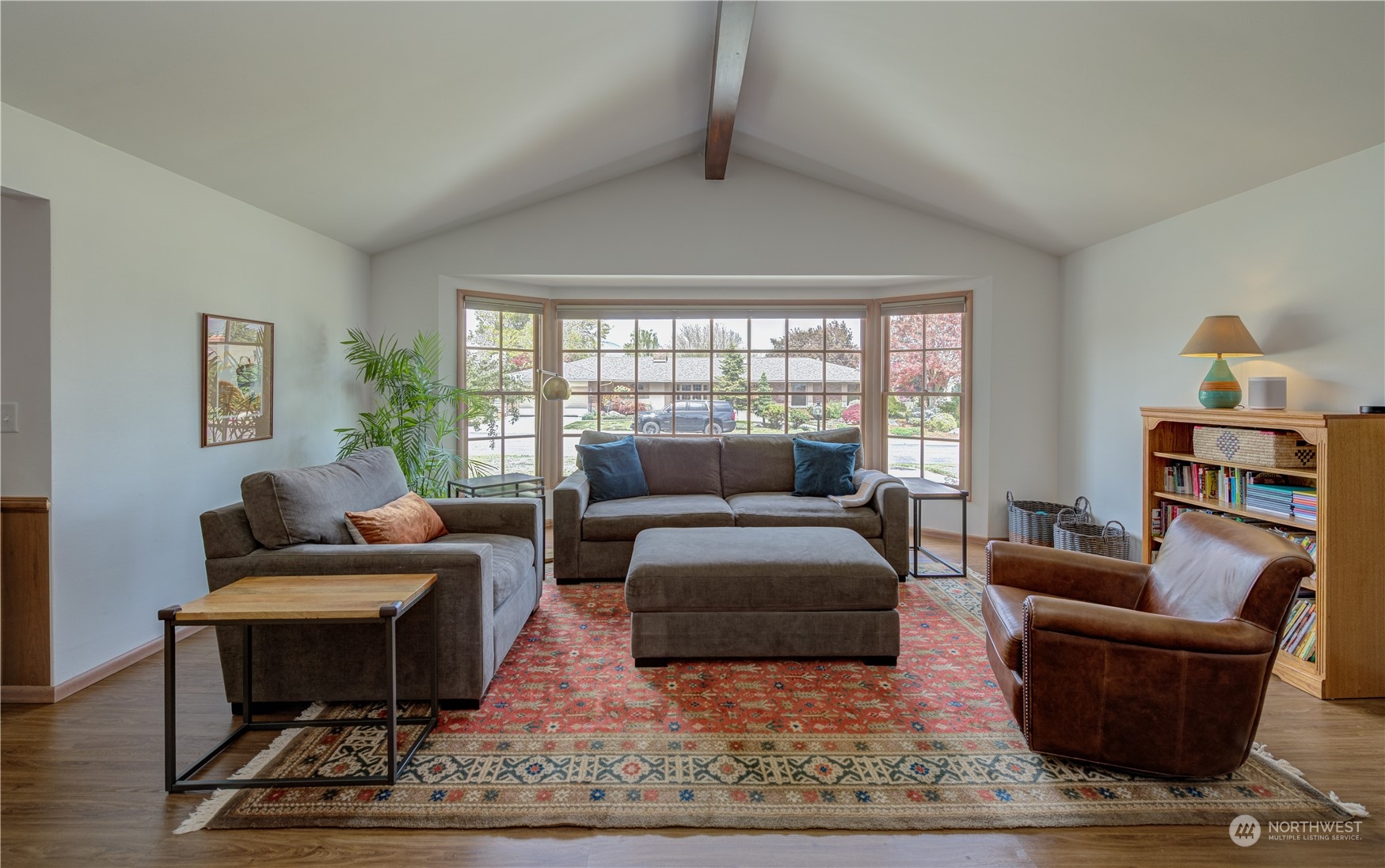 1405 First Street Wenatchee, WA 98801 - Photo 9 of 40 a living room with furniture and a rug