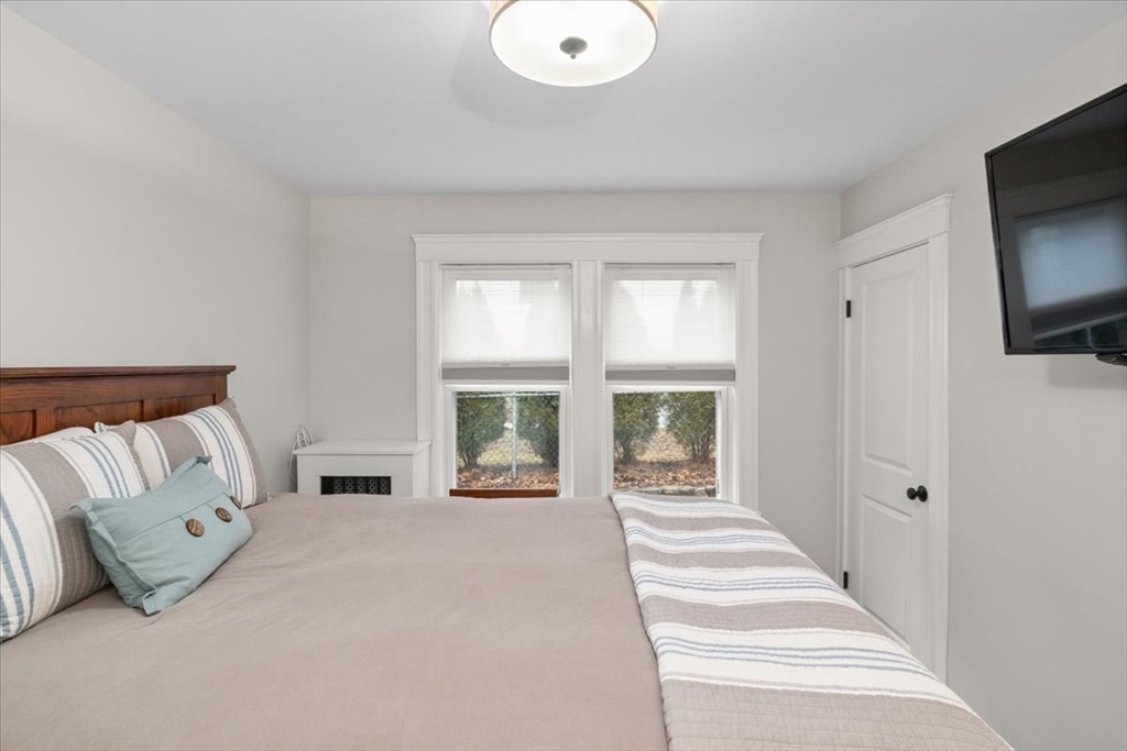 64 Bradford Road Watertown, MA 02472 - Photo 21 of 42 Gallery Image 21
