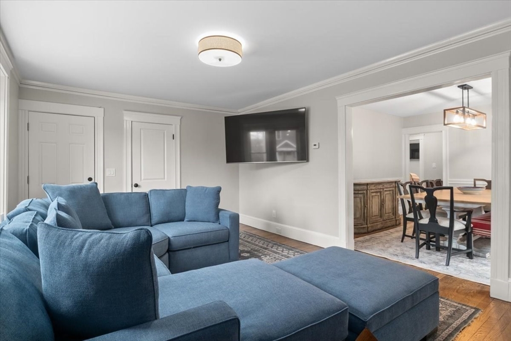 64 Bradford Road Watertown, MA 02472 - Photo 8 of 42 Gallery Image 8