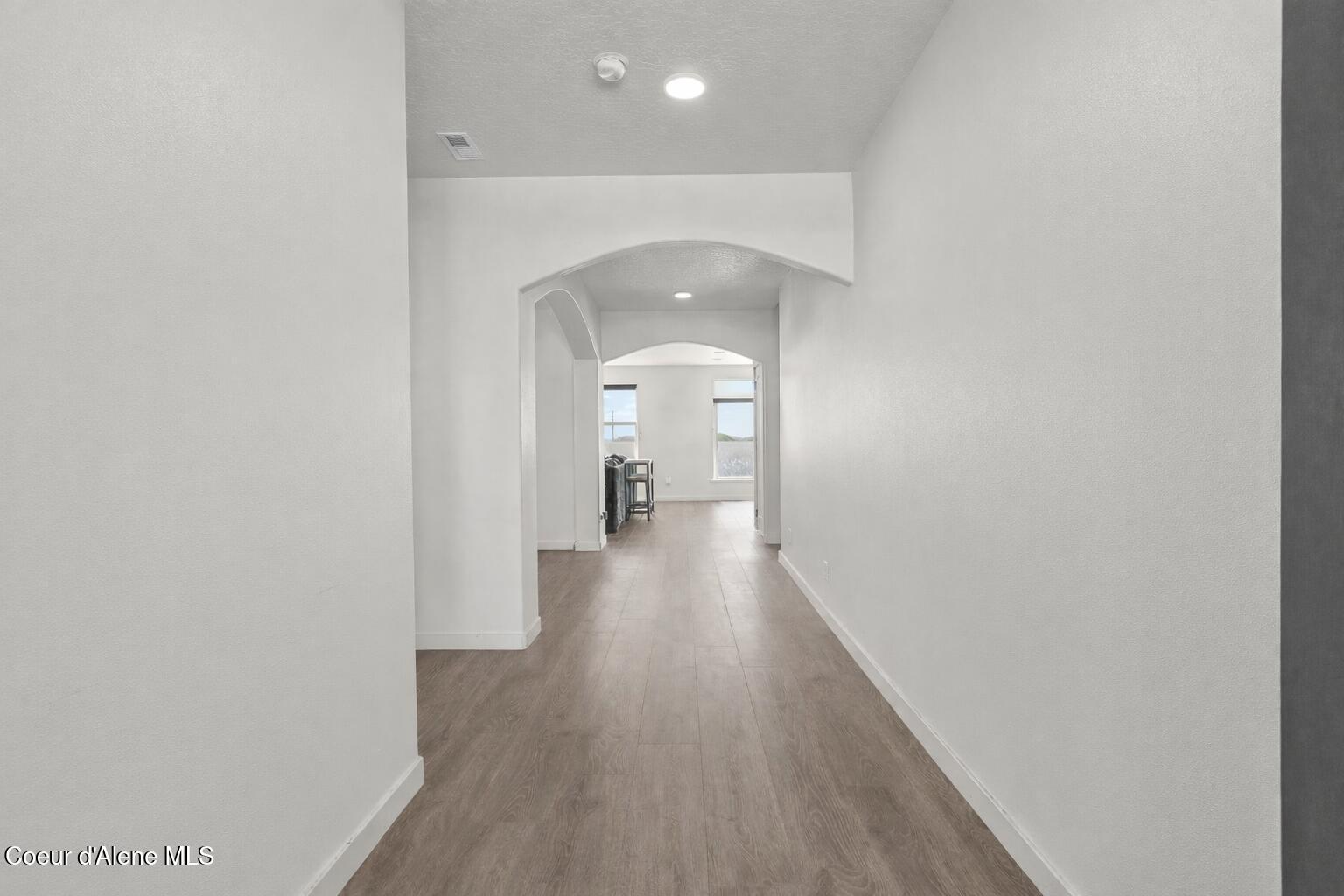 11781 North Banford Lane Rathdrum, ID 83858 - Photo 2 of 21 Stock Hallway