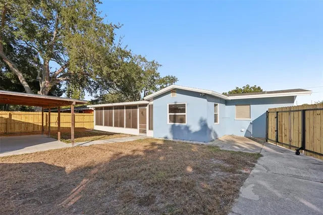 $449,000 | 1226 Robin Hood Lane, Dunedin, FL 34698