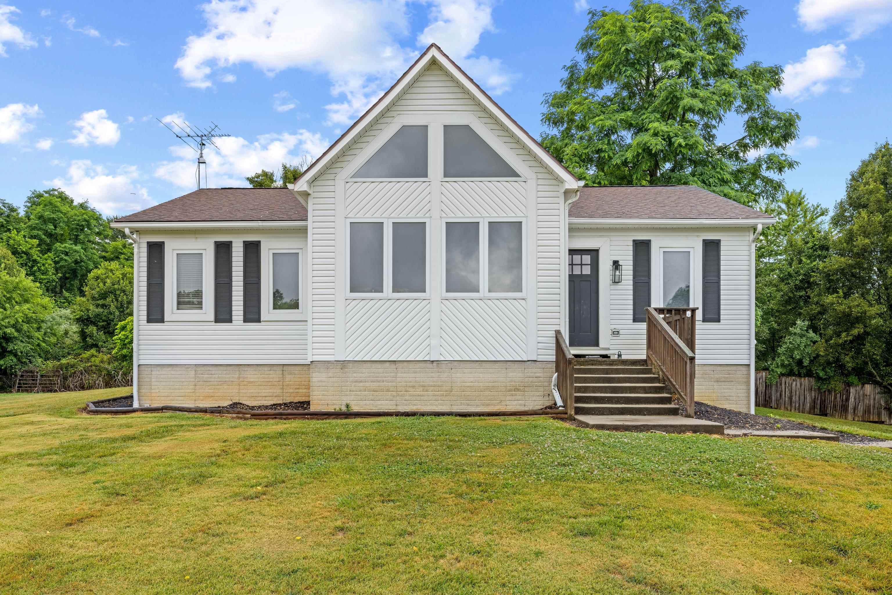 2425 Old Greenville Road Staunton, VA 24401 - Photo 4 of 67