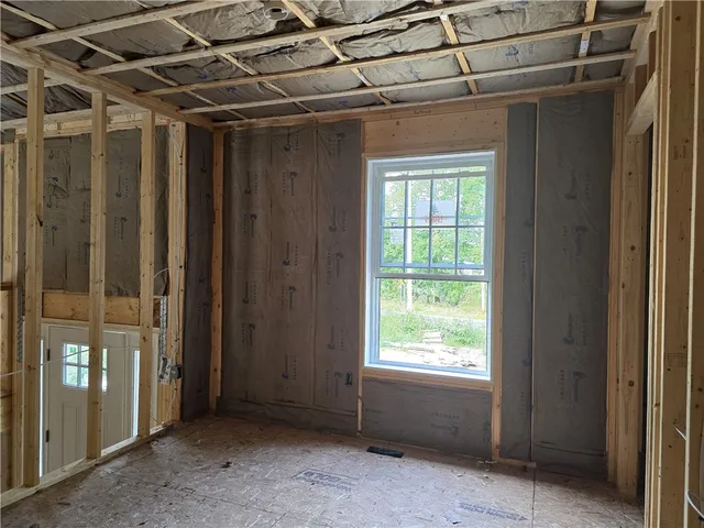 $119,900 | 101 Ashaway Road, Westerly, RI 02891