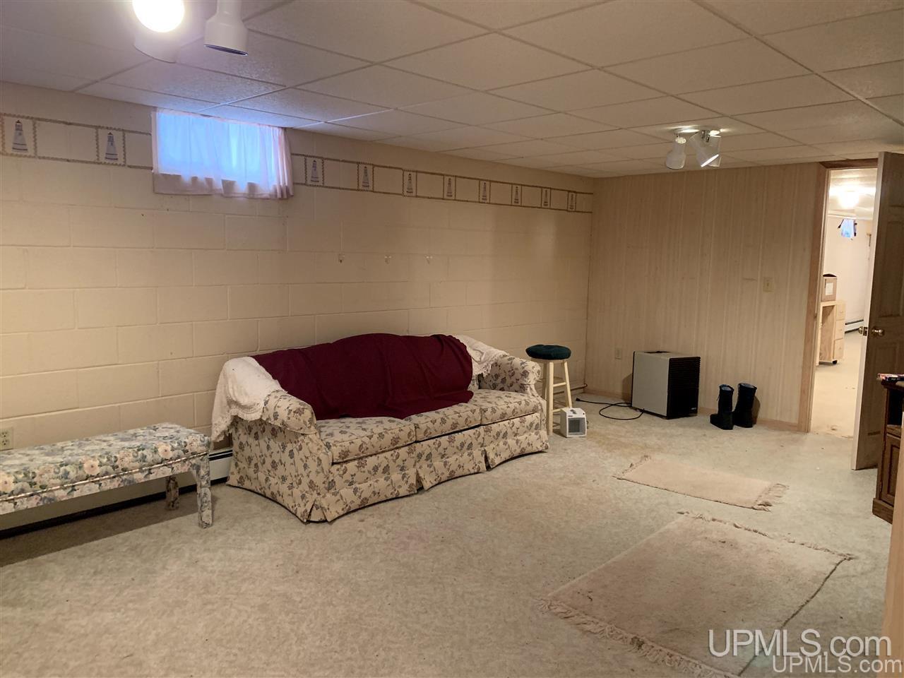 7754 Tipperary Road Gladstone, MI 49837 - Photo 18 of 25 Gallery Image 18
