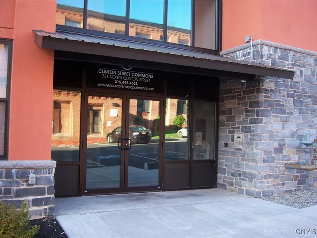 $1,550 | 721 North Clinton & Spencer Street, Unit 210, Syracuse, NY 13204