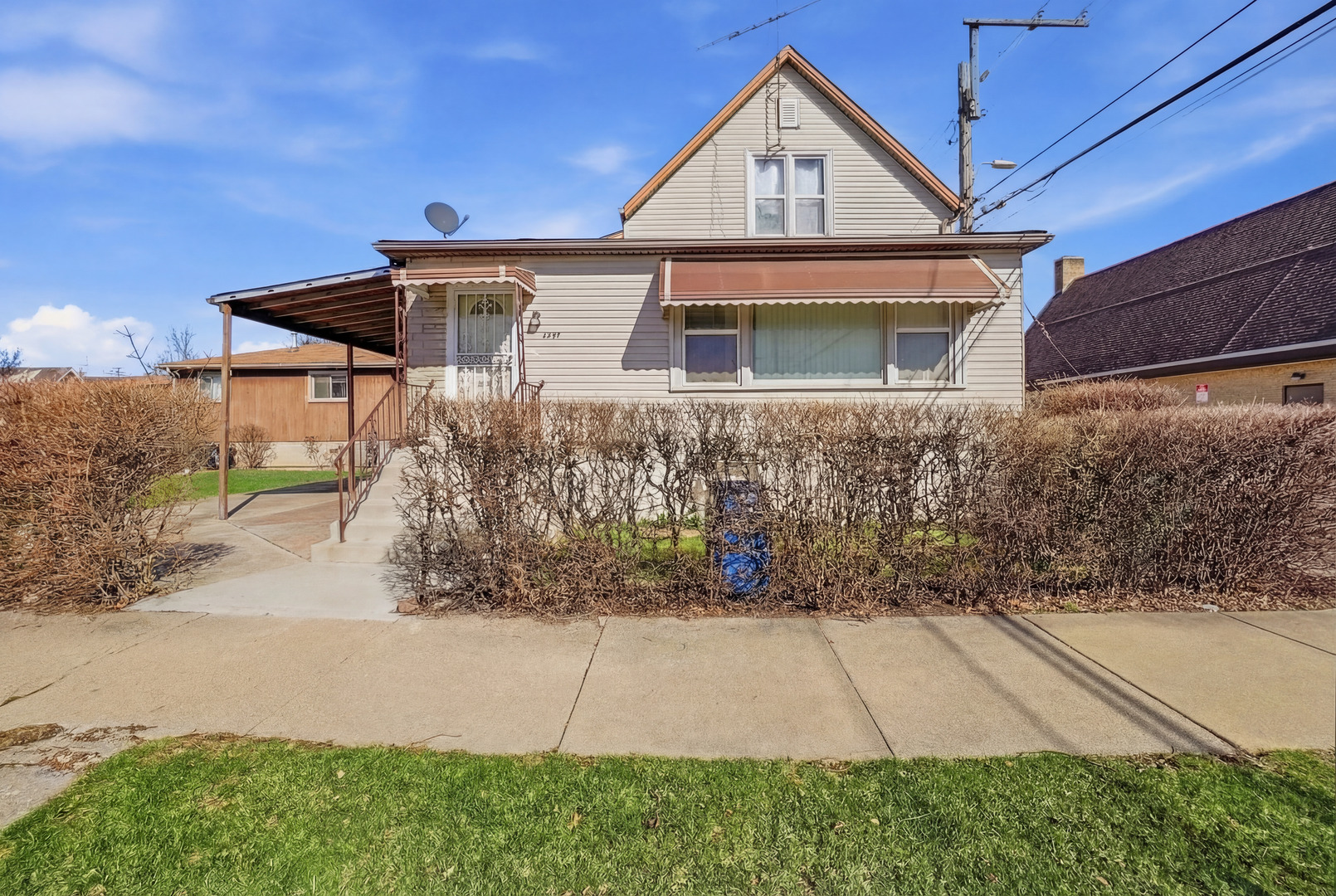 3757 West Marquette Road Chicago, IL 60629 - Photo 1 of 39 Gallery Image 1