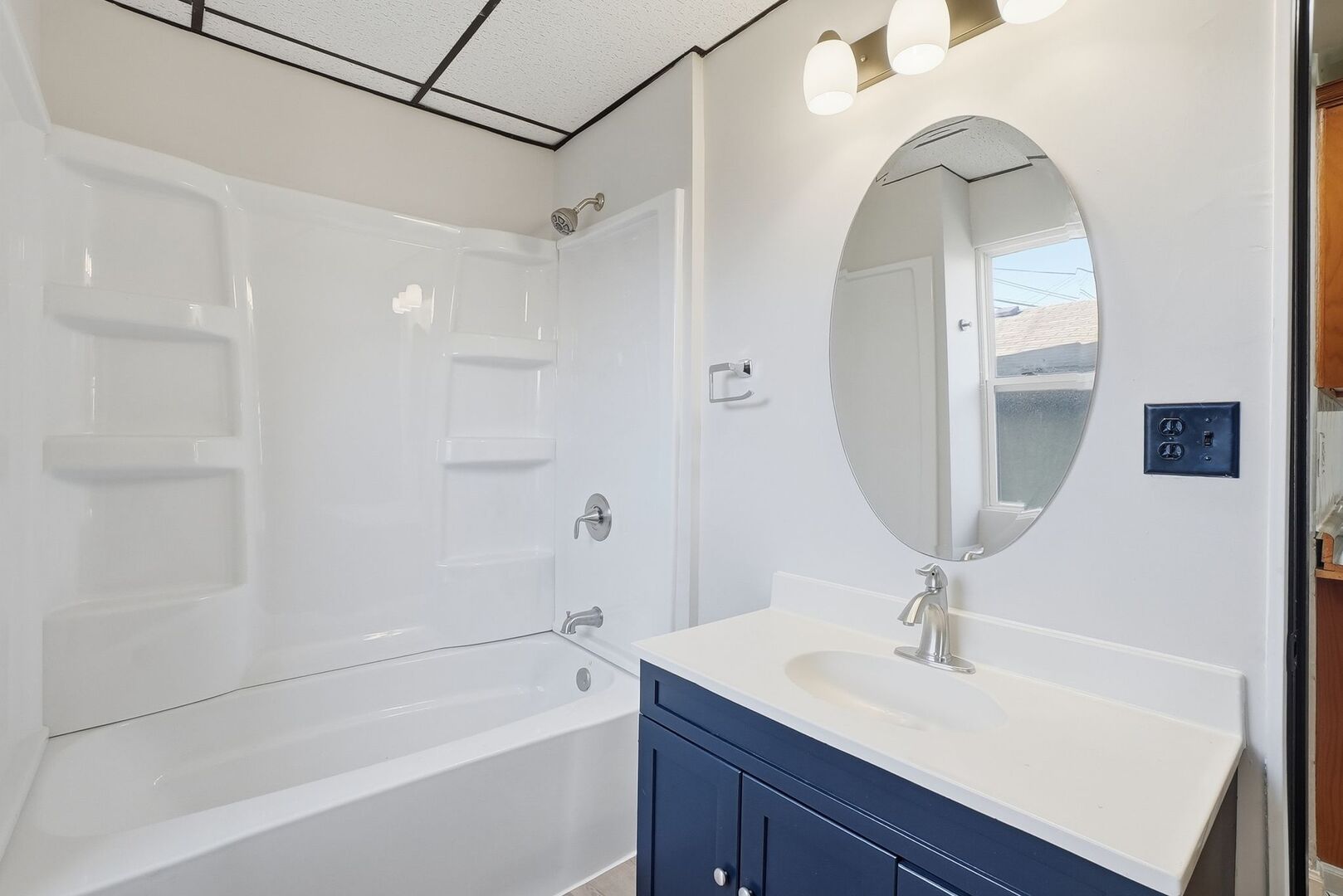 3757 West Marquette Road Chicago, IL 60629 - Photo 12 of 39 Gallery Image 12