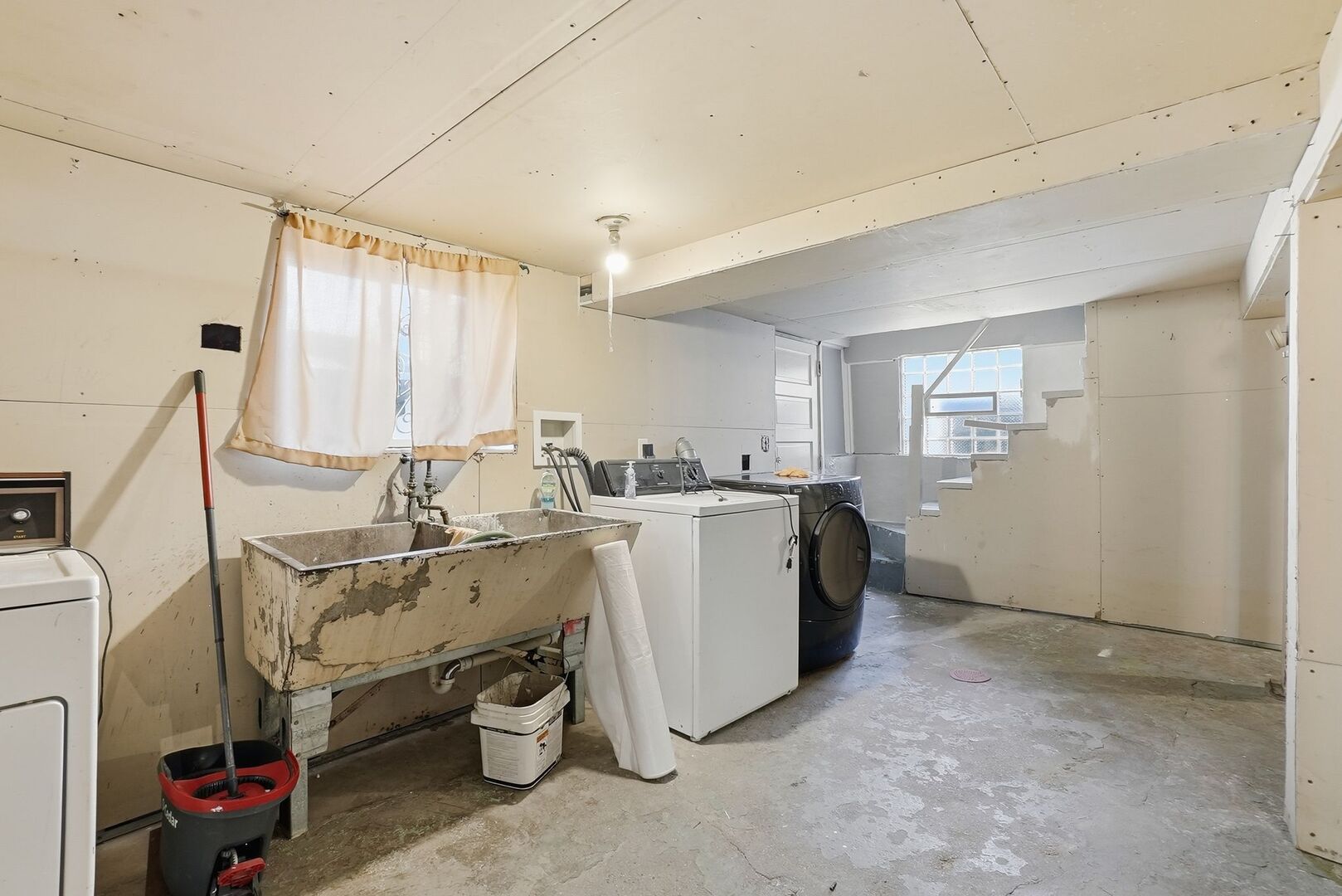 3757 West Marquette Road Chicago, IL 60629 - Photo 24 of 39 Gallery Image 24