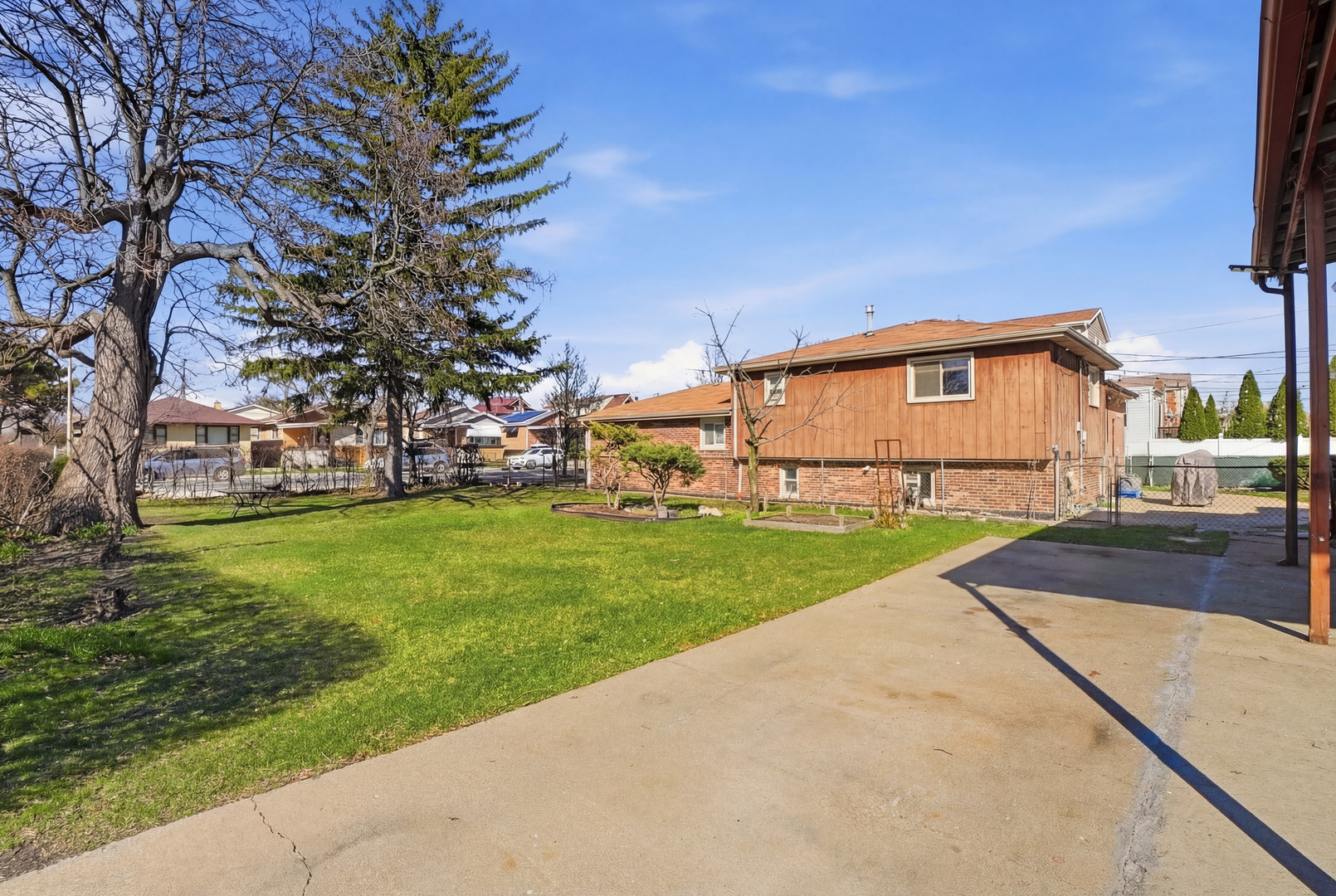 3757 West Marquette Road Chicago, IL 60629 - Photo 3 of 39 Gallery Image 3