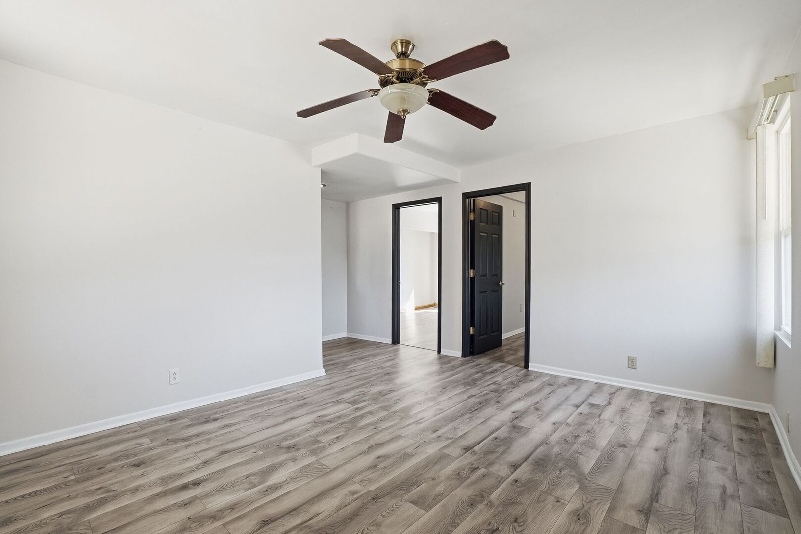 3757 West Marquette Road Chicago, IL 60629 - Photo 5 of 39 Gallery Image 5