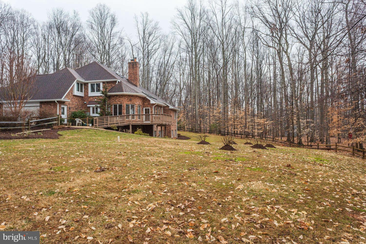 260 Springvale Road Great Falls, VA 22066 - Photo 30 of 30 Exterior (Rear)