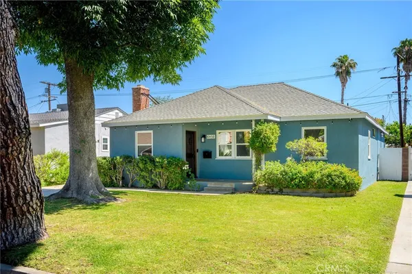 $4,000 | 6438 Densmore Avenue, Van Nuys, CA 91406