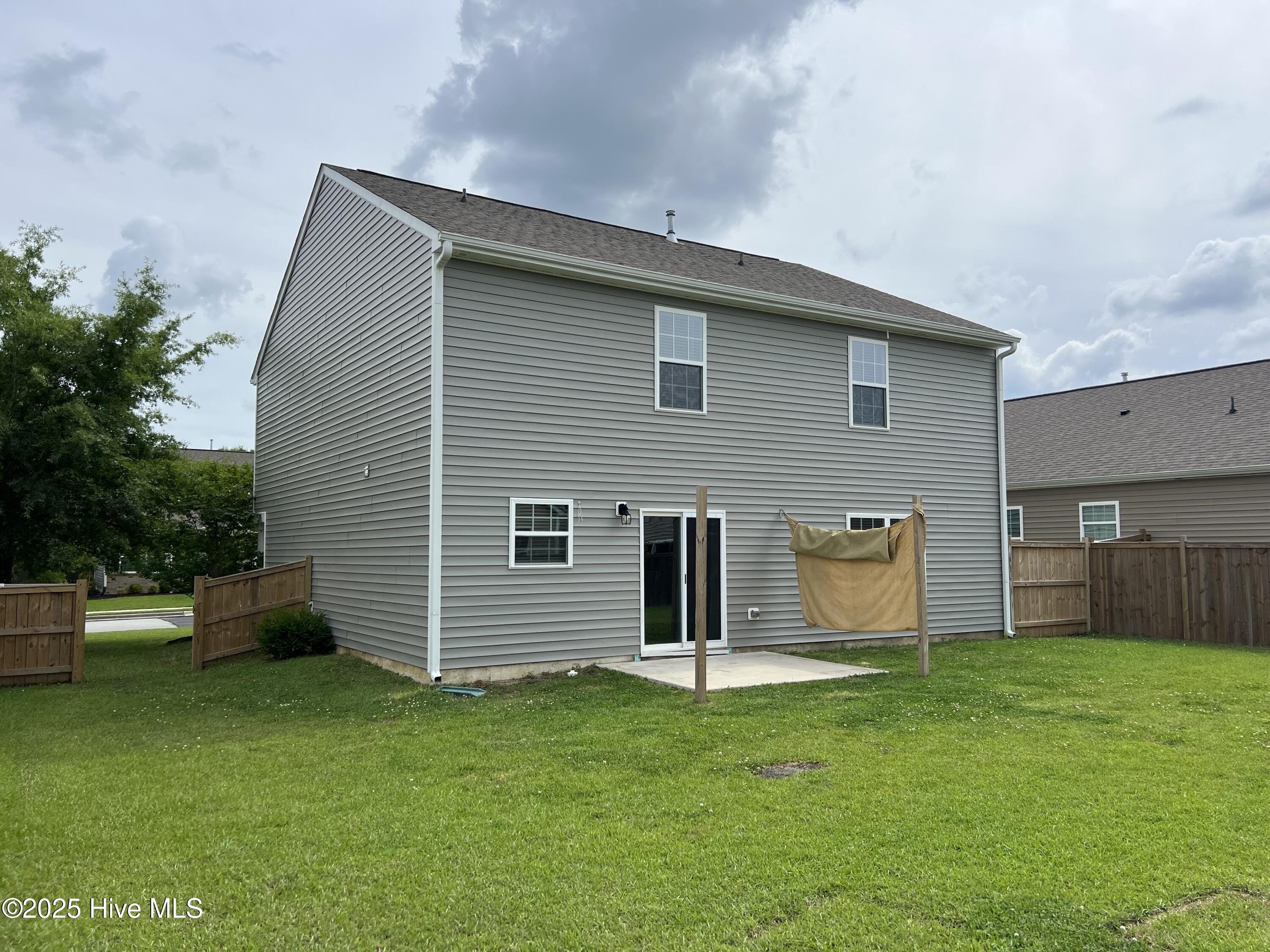 411 Frida Road New Bern, NC 28560 - Photo 14 of 16 Outside