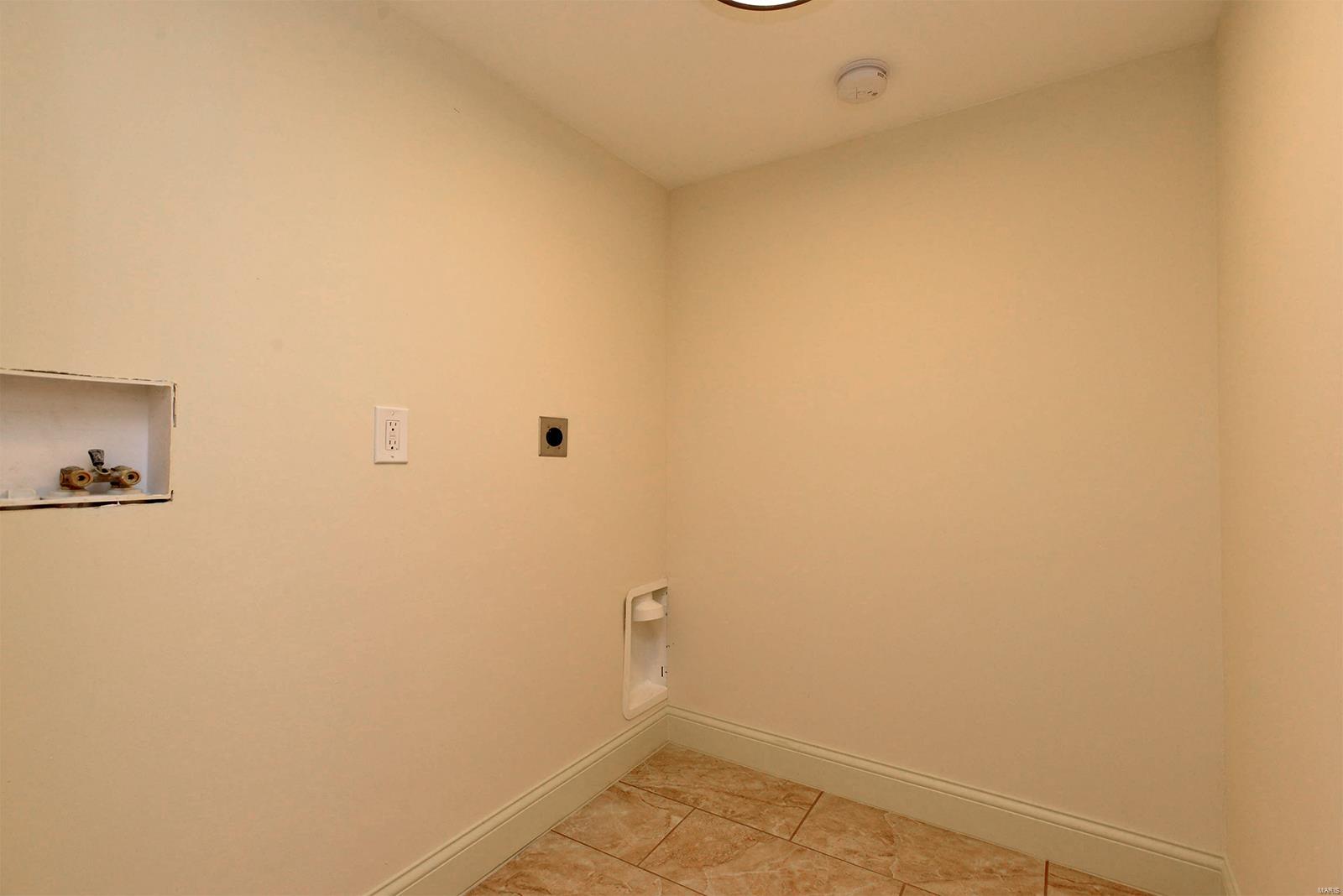 4610 Ringer Road St. Louis, MO 63129 - Photo 14 of 49 Gallery Image 14