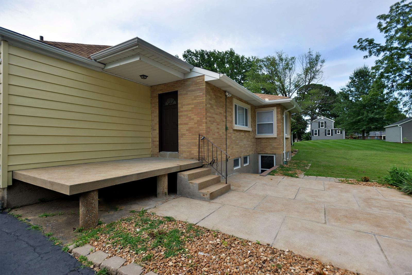 4610 Ringer Road St. Louis, MO 63129 - Photo 18 of 49 Gallery Image 18
