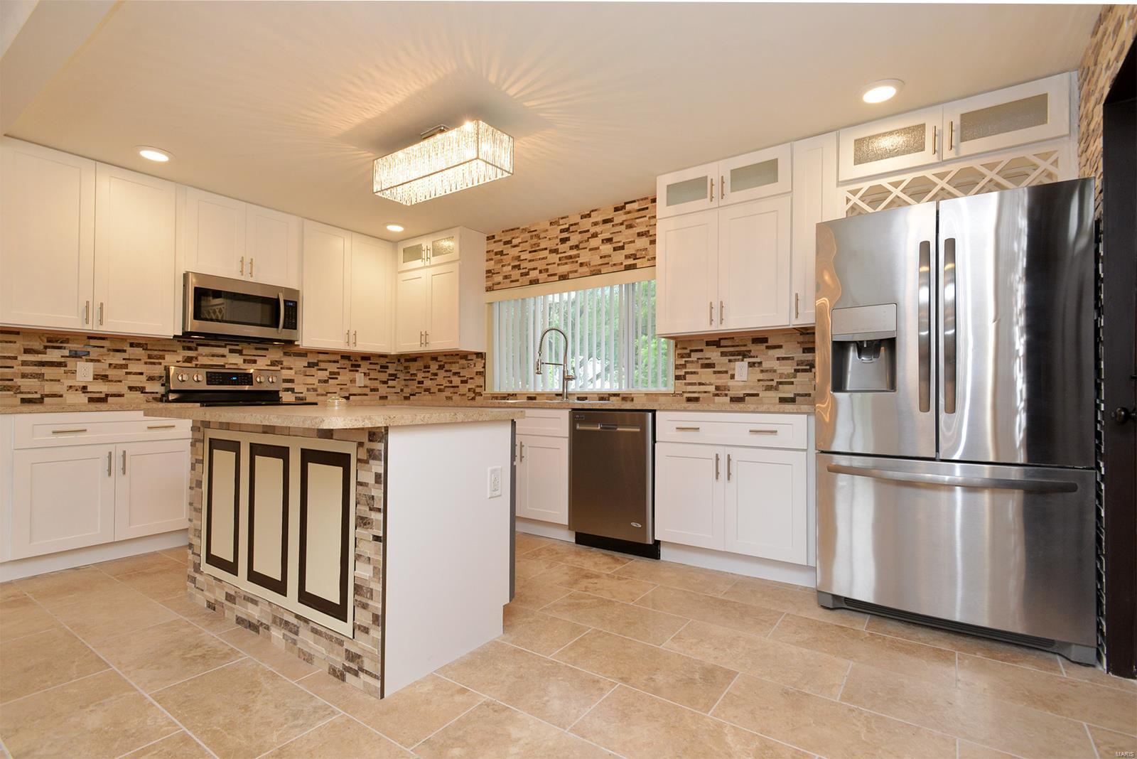 4610 Ringer Road St. Louis, MO 63129 - Photo 4 of 49 Gallery Image 4