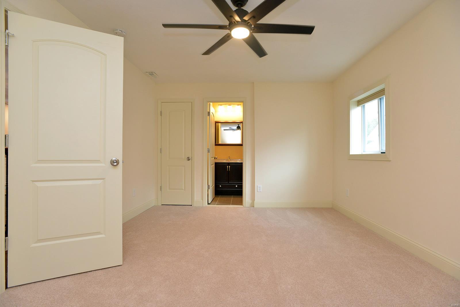 4610 Ringer Road St. Louis, MO 63129 - Photo 5 of 49 Gallery Image 5