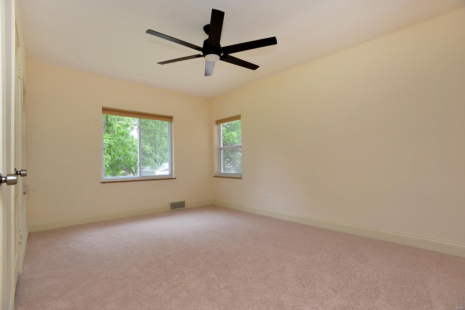 4610 Ringer Road St. Louis, MO 63129 - Photo 7 of 49 Gallery Image 7